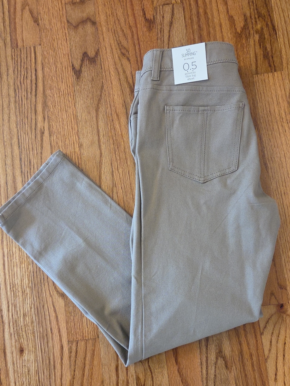 NWT Chico's SO Slimming Straight Slim Leg Taupe Pants- Chico's .5 Short (SP/6P)